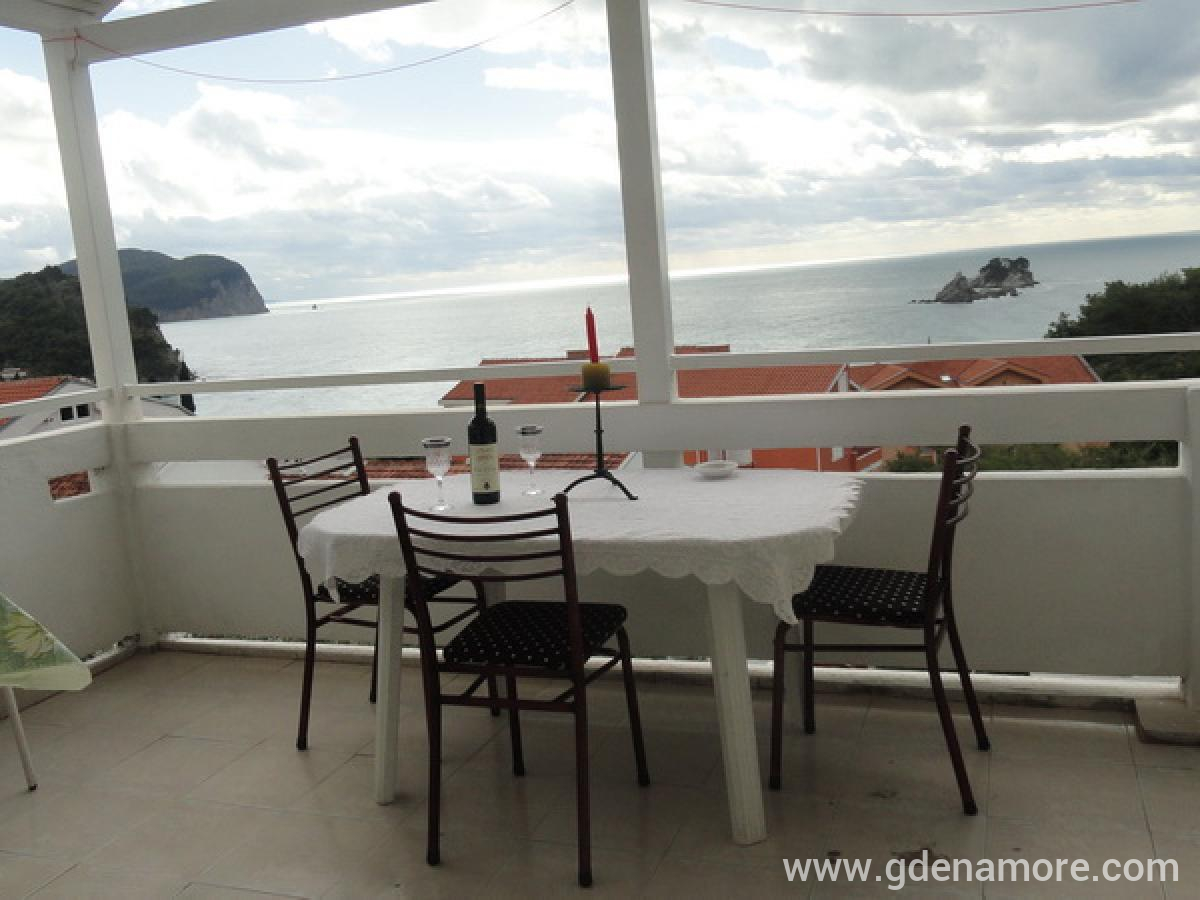 Apartman Kuljaca, privatni smeštaj u mestu Petrovac, Crna Gora